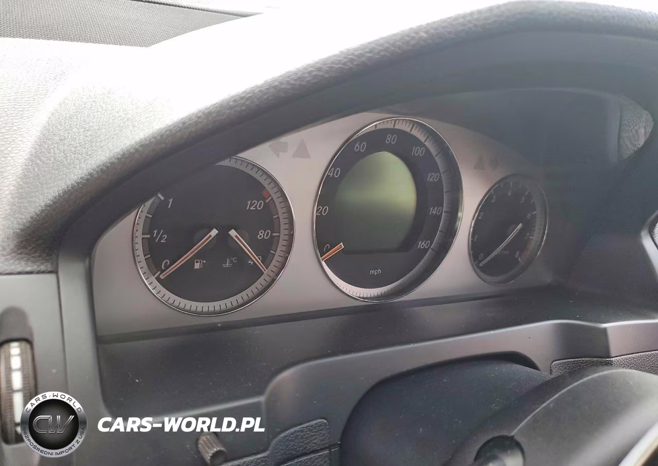 2008 Mercedes-Benz C 300 4Matic VIN:WDDGF81XX8F119003 - 9