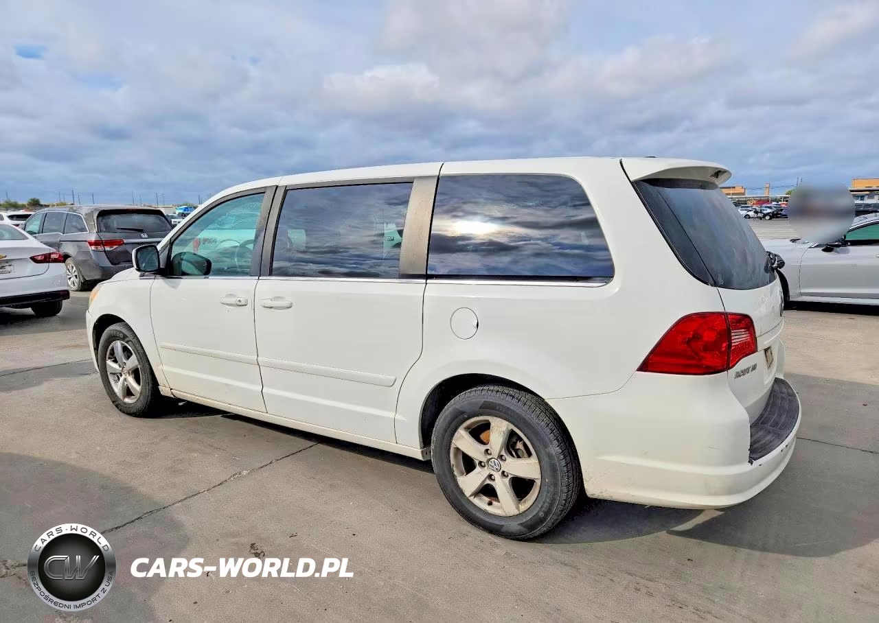 2010 Volkswagen Routan Se VIN:2V4RW3D13AR184535 - 2
