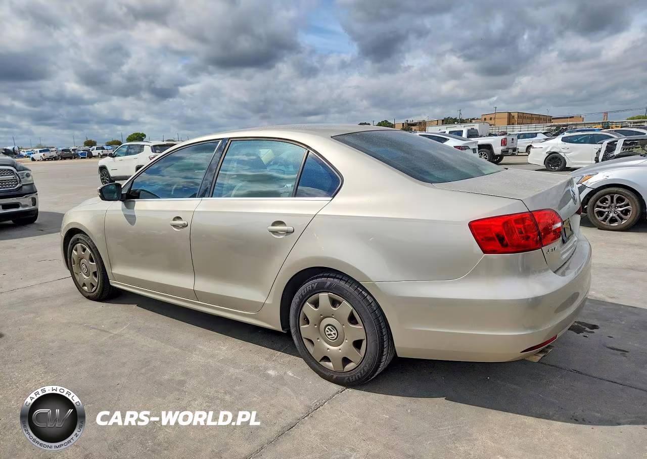 2013 Volkswagen Jetta Se VIN:3VWDX7AJ5DM220053 - 2