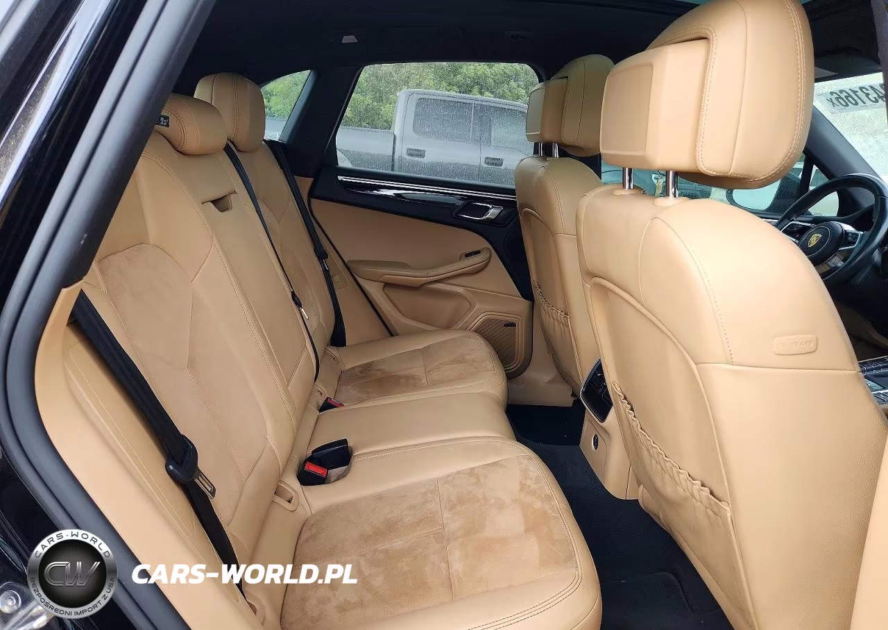 2017 Porsche Macan VIN:WP1AA2A58HLB07278 - 11