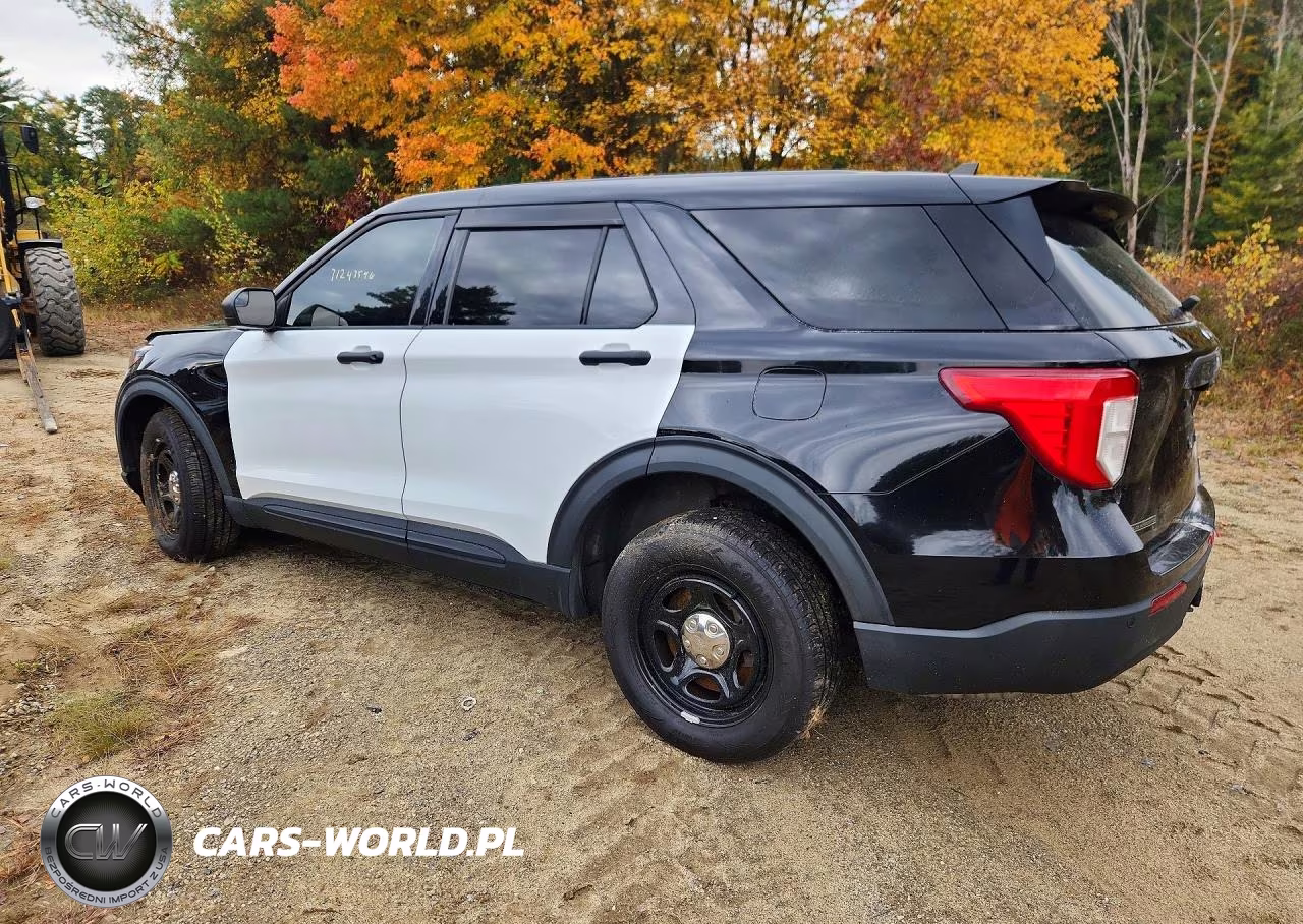 2022 Ford Explorer Police Interceptor VIN:1FM5K8AW2NNA02775 - 2