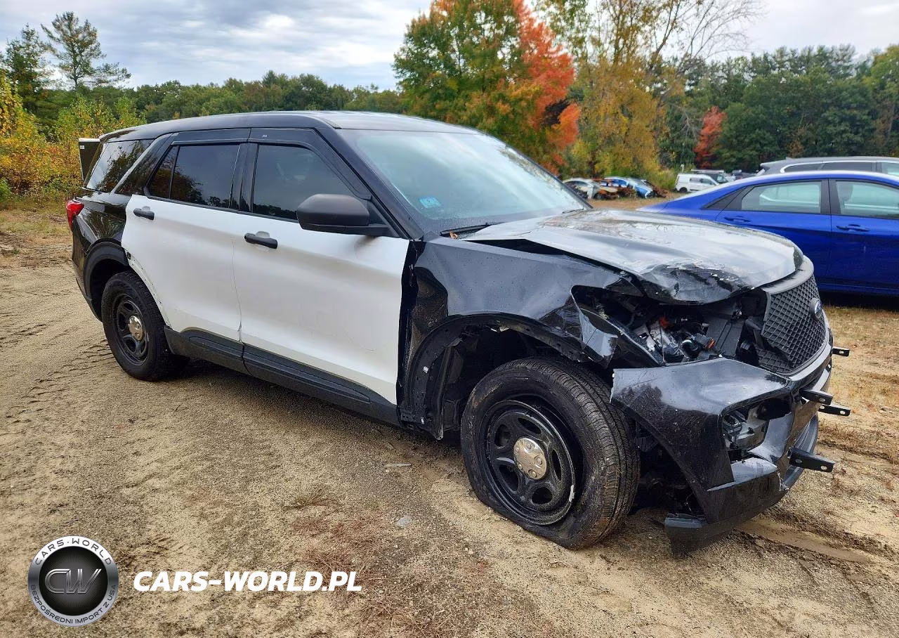 2022 Ford Explorer Police Interceptor VIN:1FM5K8AW2NNA02775 - 4