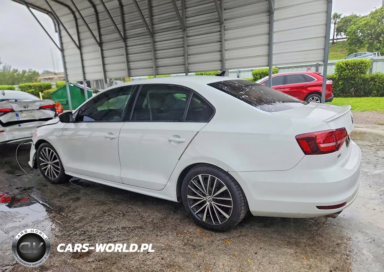 2016 Volkswagen Jetta Sport VIN:3VWD17AJ8GM306088 - 2