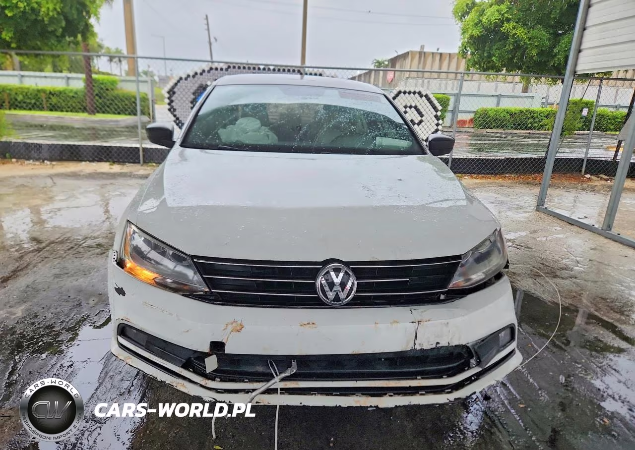 2016 Volkswagen Jetta Sport VIN:3VWD17AJ8GM306088 - 5