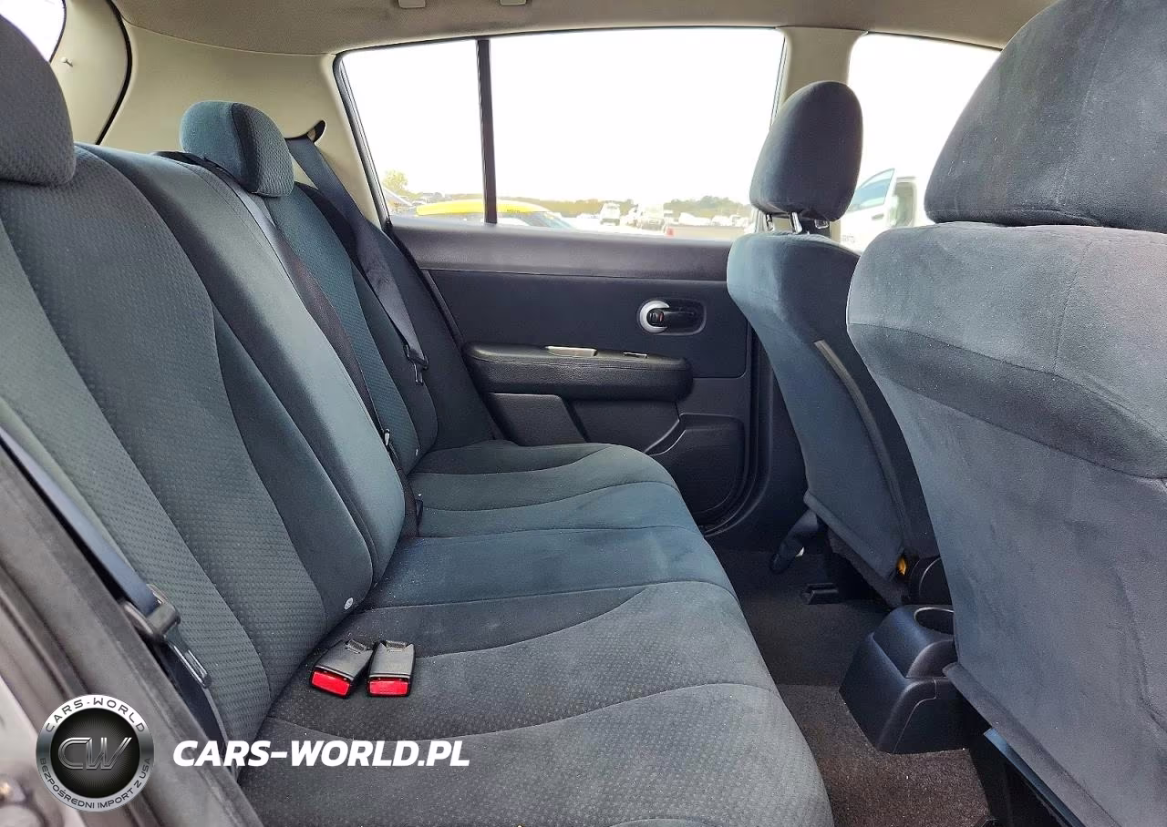 2010 Nissan Versa 1.8 S VIN:3N1BC1CP8AL393428 - 11