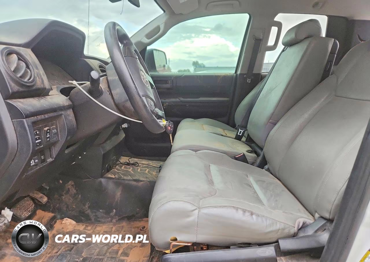2019 Toyota Tundra Sr VIN:5TFRM5F15KX141892 - 7