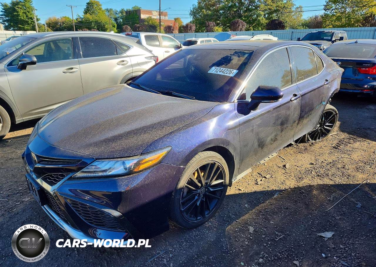 2021 Toyota Camry Xse – zdjęcie 1 z 12