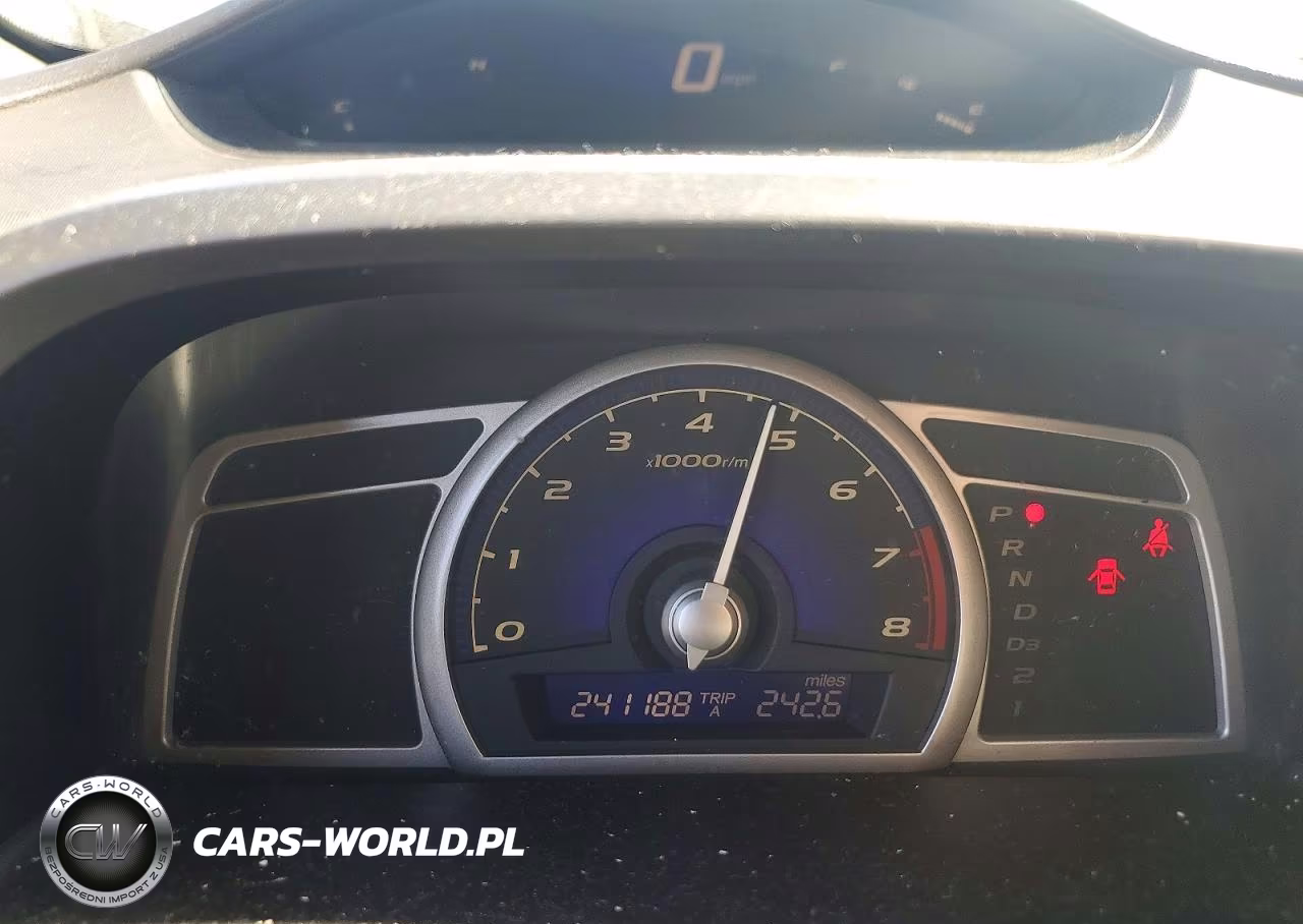 2007 Honda Civic Lx VIN:1HGFA16557L094824 - 9
