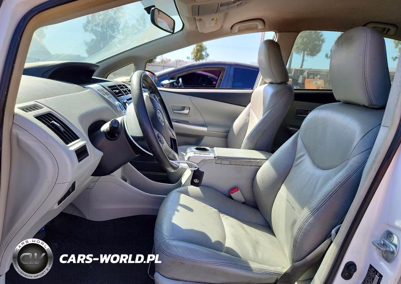 2012 Toyota Prius V Two VIN:JTDZN3EU7C3128227 - 7