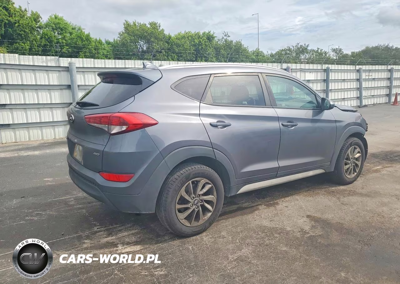 2018 Hyundai Tucson Sel VIN:KM8J3CA44JU642788 - 3