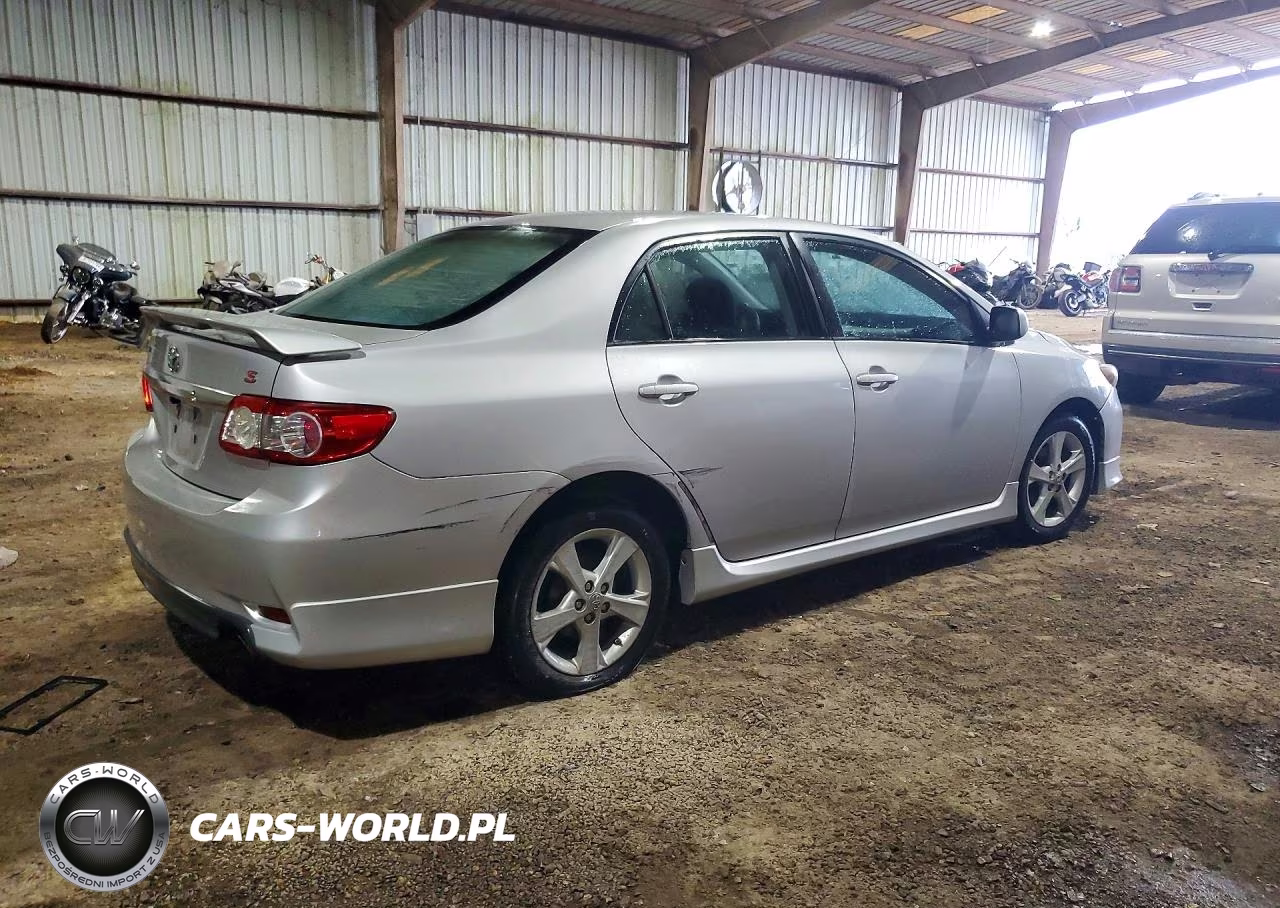 2011 Toyota Corolla S VIN:2T1BU4EE5BC586972 - 3