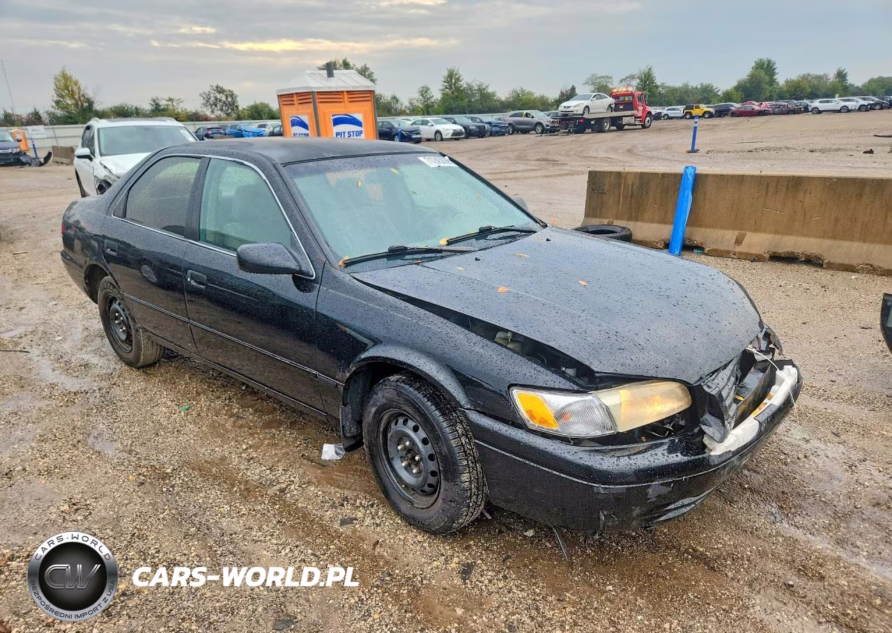 1999 Toyota Camry Le VIN:4T1BG22KXXU596747 - 4