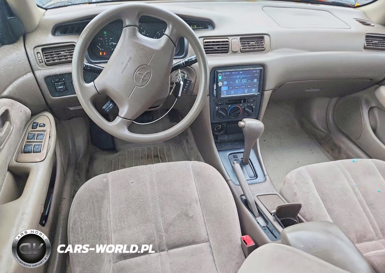1999 Toyota Camry Le VIN:4T1BG22KXXU596747 - 8