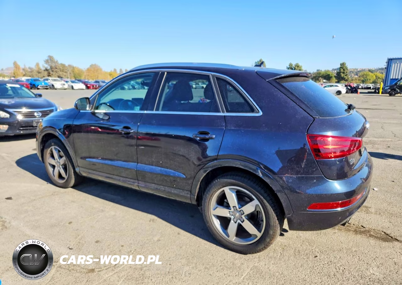 2015 Audi Q3 Prestige VIN:WA1GFCFS8FR005775 - 2