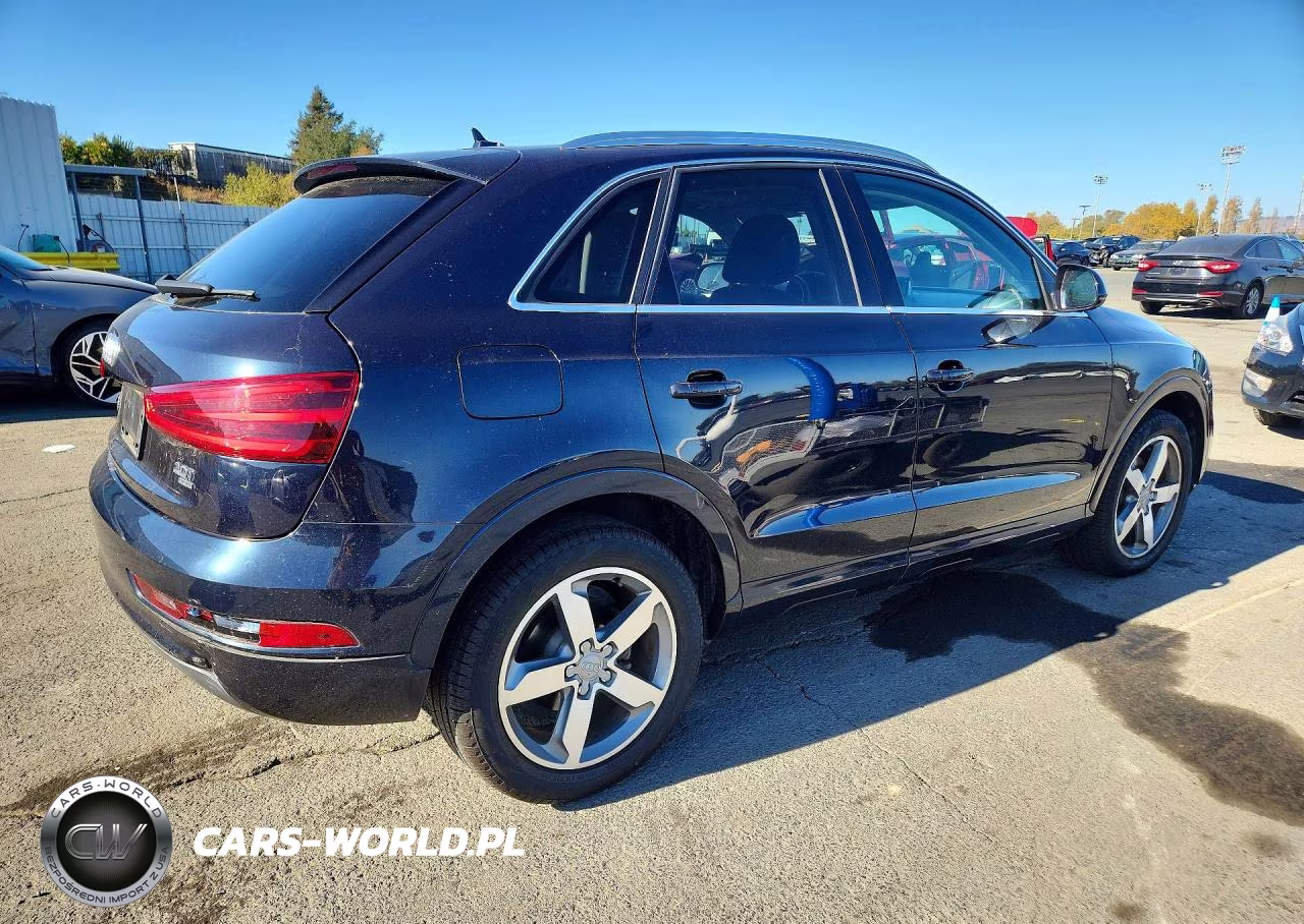 2015 Audi Q3 Prestige VIN:WA1GFCFS8FR005775 - 3
