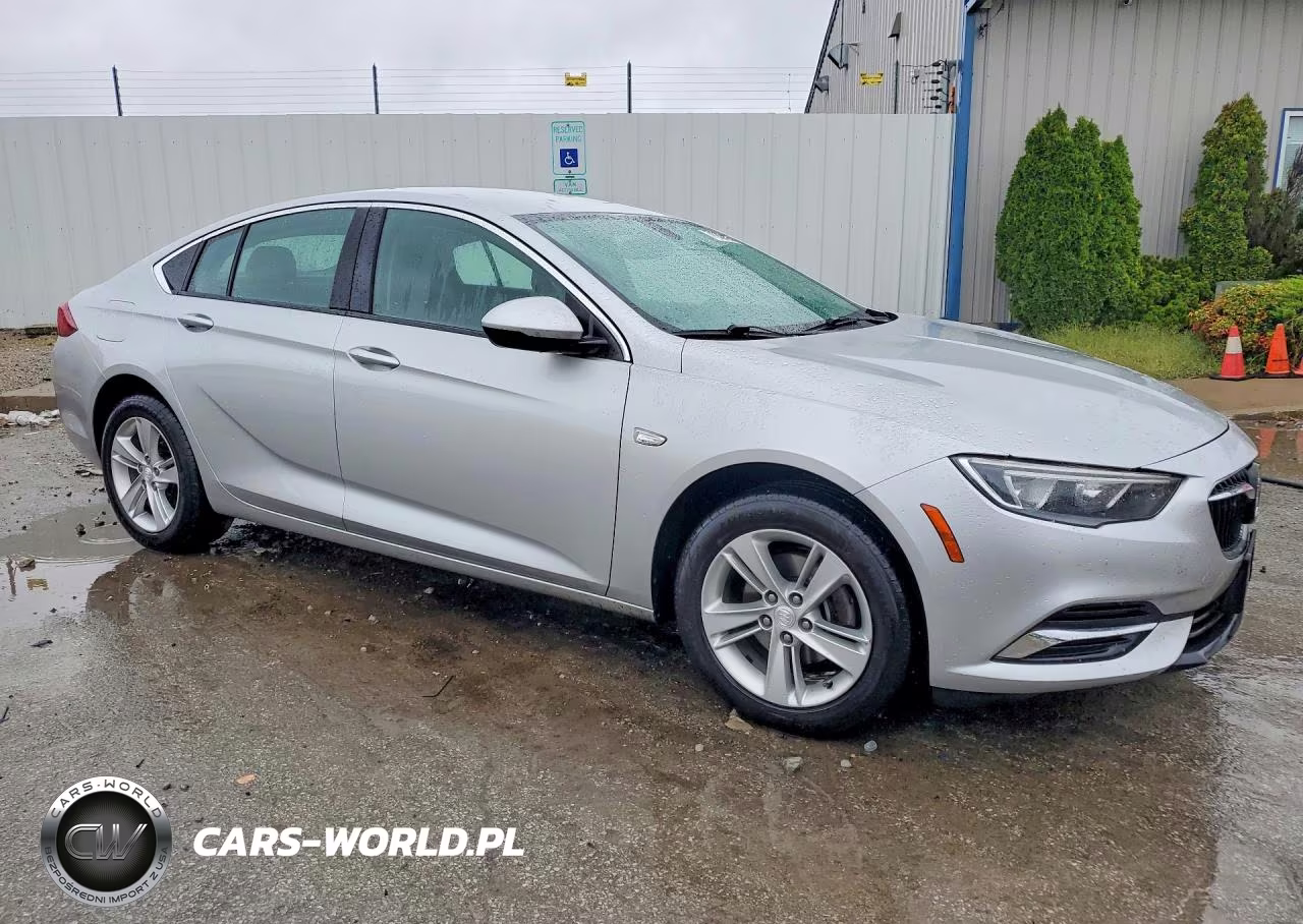2018 Buick Regal Preferred VIN:W04GL6SX1J1077260 - 4
