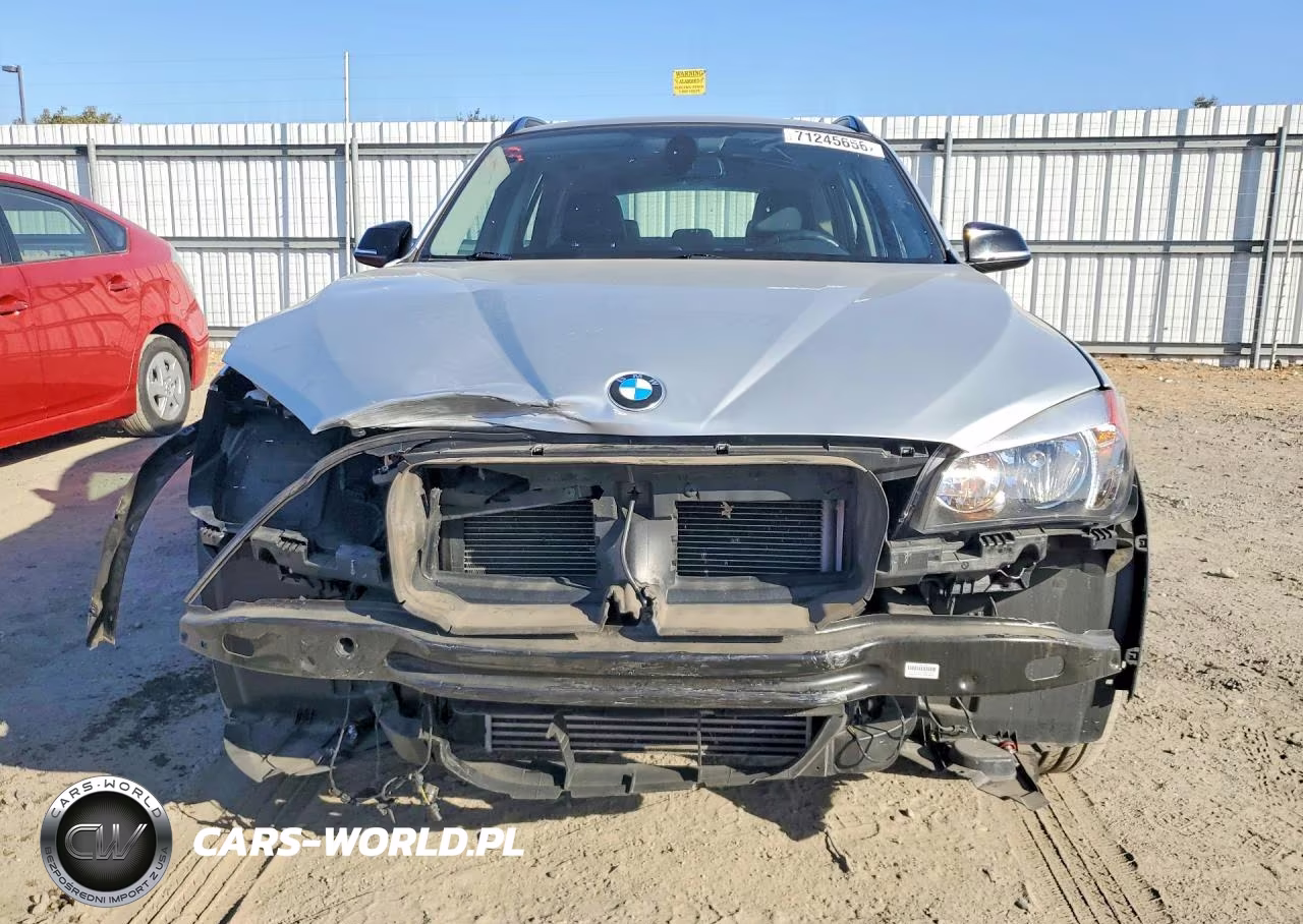 2015 BMW X1 xDrive28I VIN:WBAVL1C51FVY40713 - 5