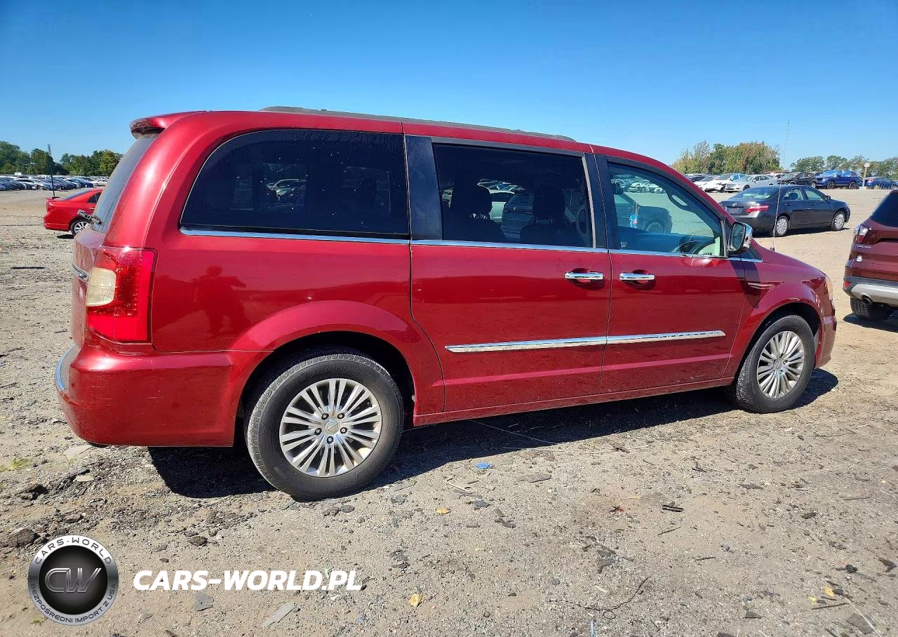 2013 Chrysler Town & Country Touring L VIN:2C4RC1CG0DR714901 - 3