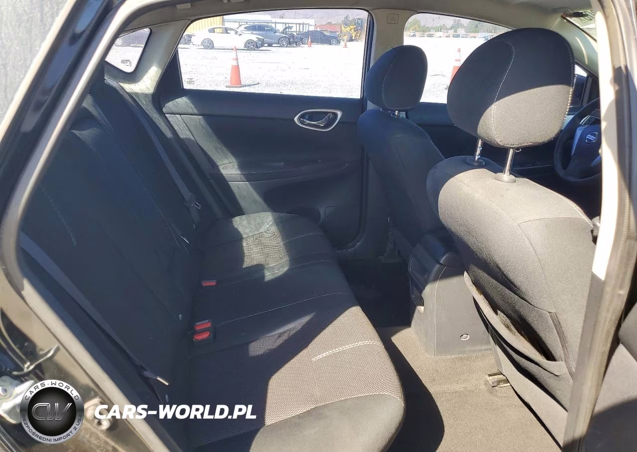 2014 Nissan Sentra S VIN:3N1AB7AP2EL696361 - 10