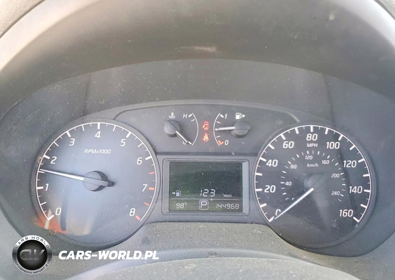 2014 Nissan Sentra S VIN:3N1AB7AP2EL696361 - 9