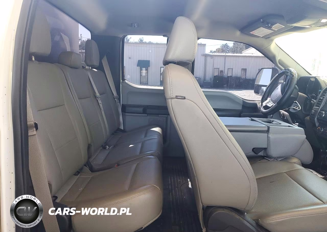 2017 Ford F350 Super Duty VIN:1FD7X3B6XHEE98599 - 10