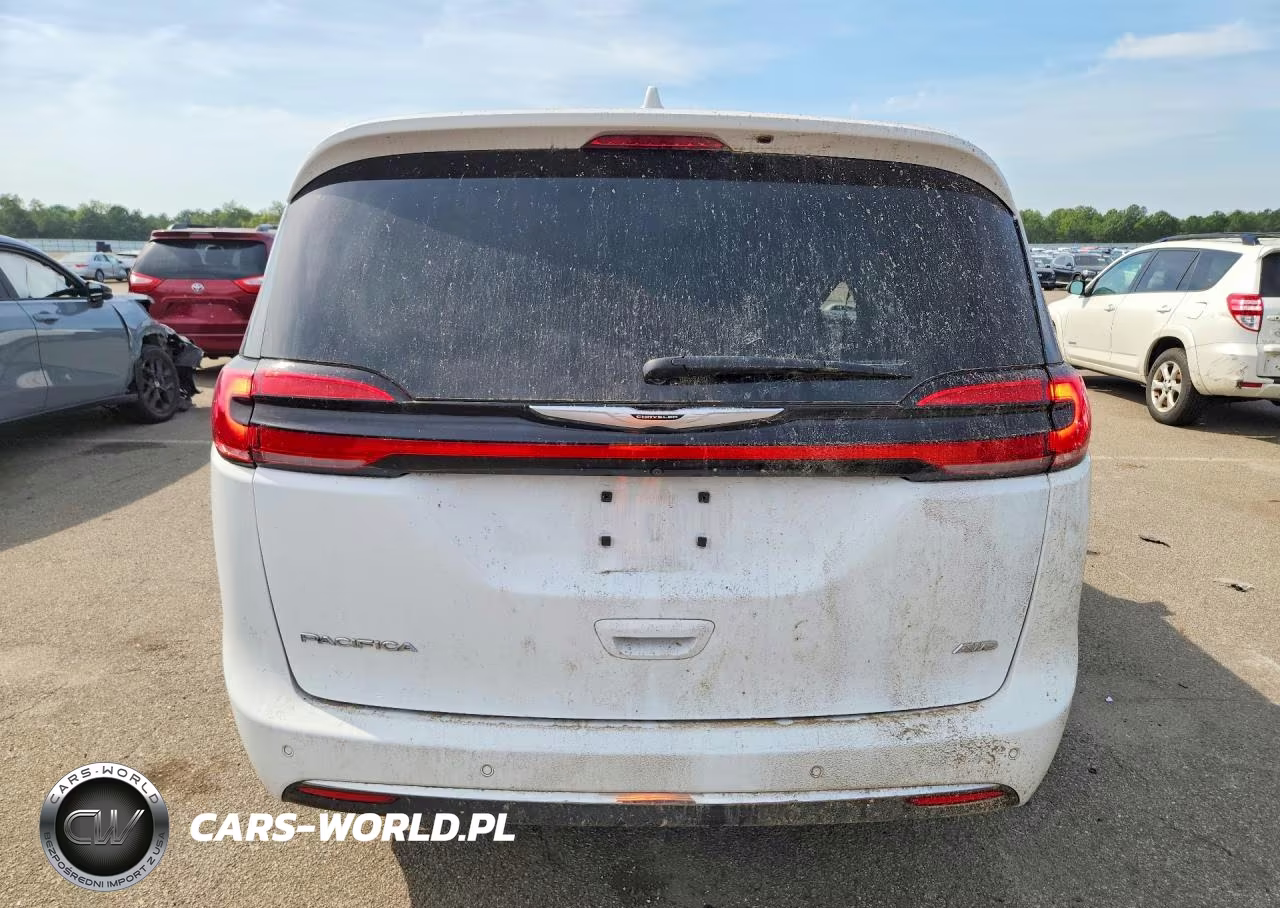 2021 Chrysler Pacifica Touring L VIN:2C4RC3BG3MR606365 - 6