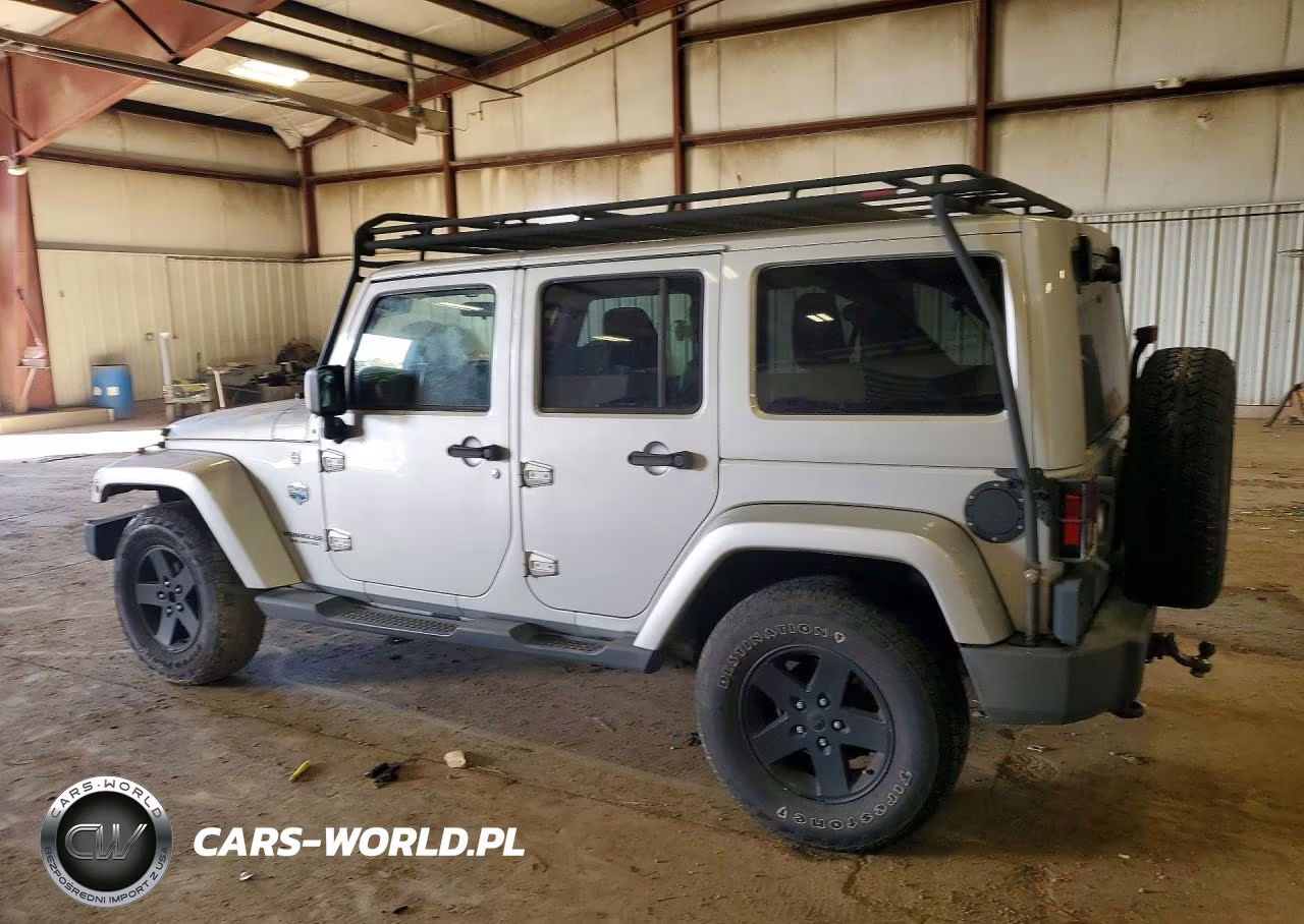 2012 Jeep Wrangler Unlimited Sahara VIN:1C4BJWEG5CL146900 - 2
