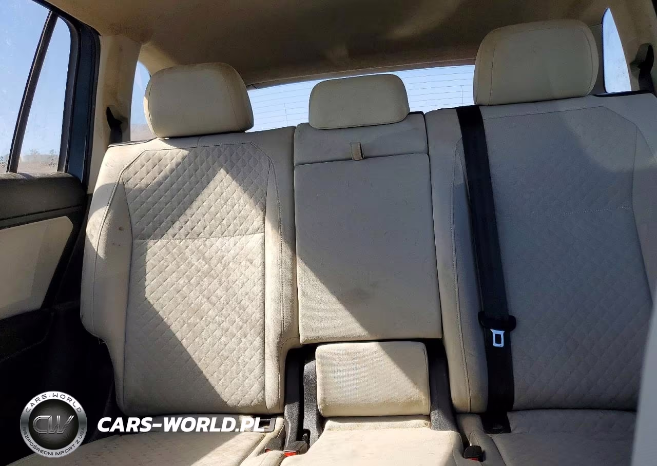 2020 Volkswagen Tiguan S VIN:3VV1B7AX9LM140246 - 10
