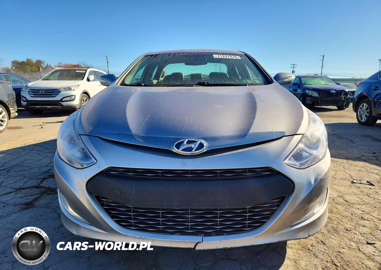 2013 Hyundai Sonata Hybrid VIN:KMHEC4A41DA092429 - 5