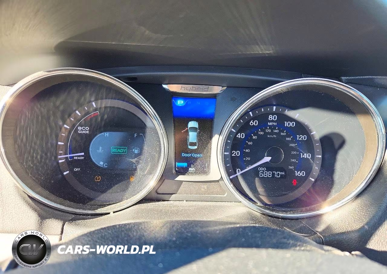 2013 Hyundai Sonata Hybrid VIN:KMHEC4A41DA092429 - 9