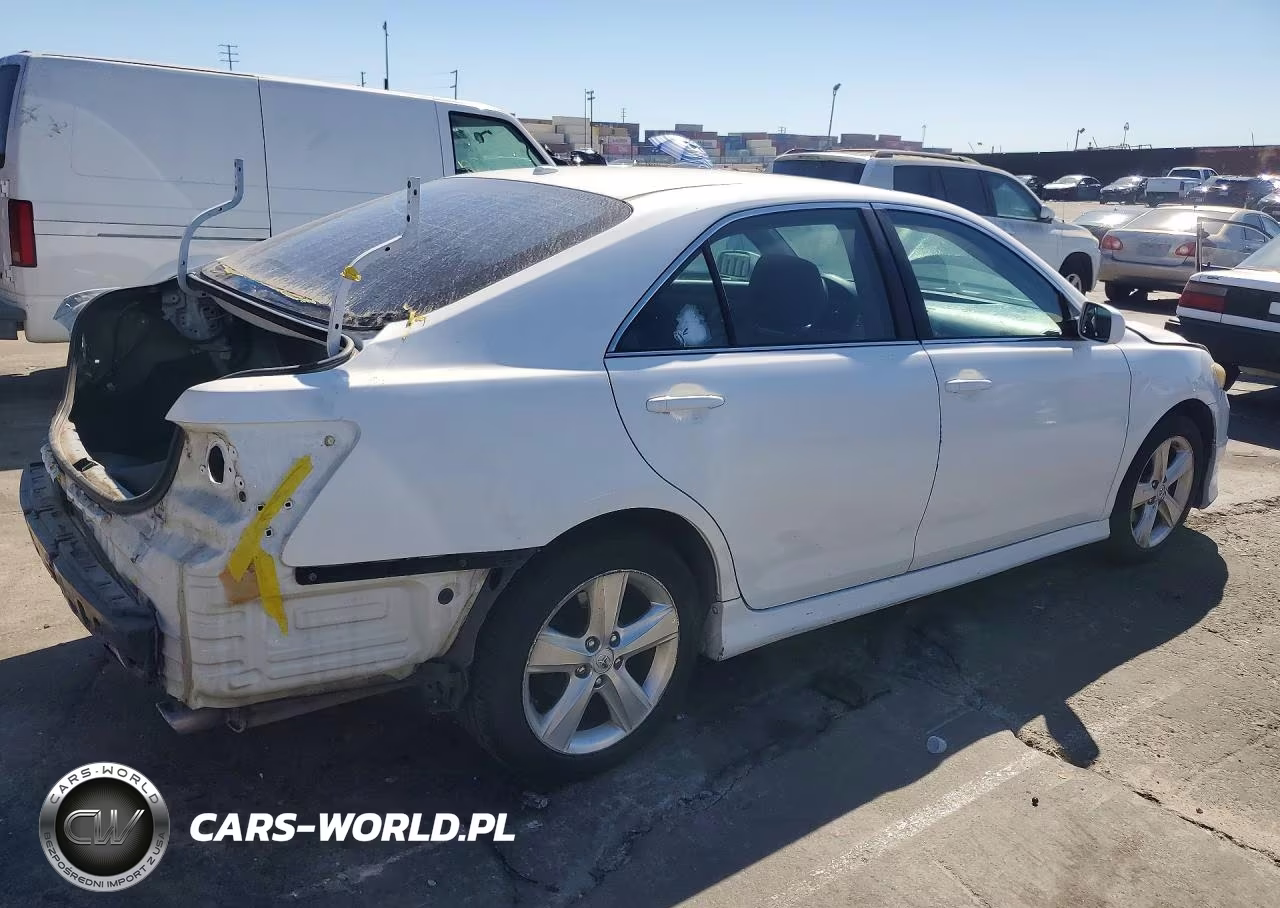 2010 Toyota Camry Se VIN:4T1BF3EKXAU563484 - 3