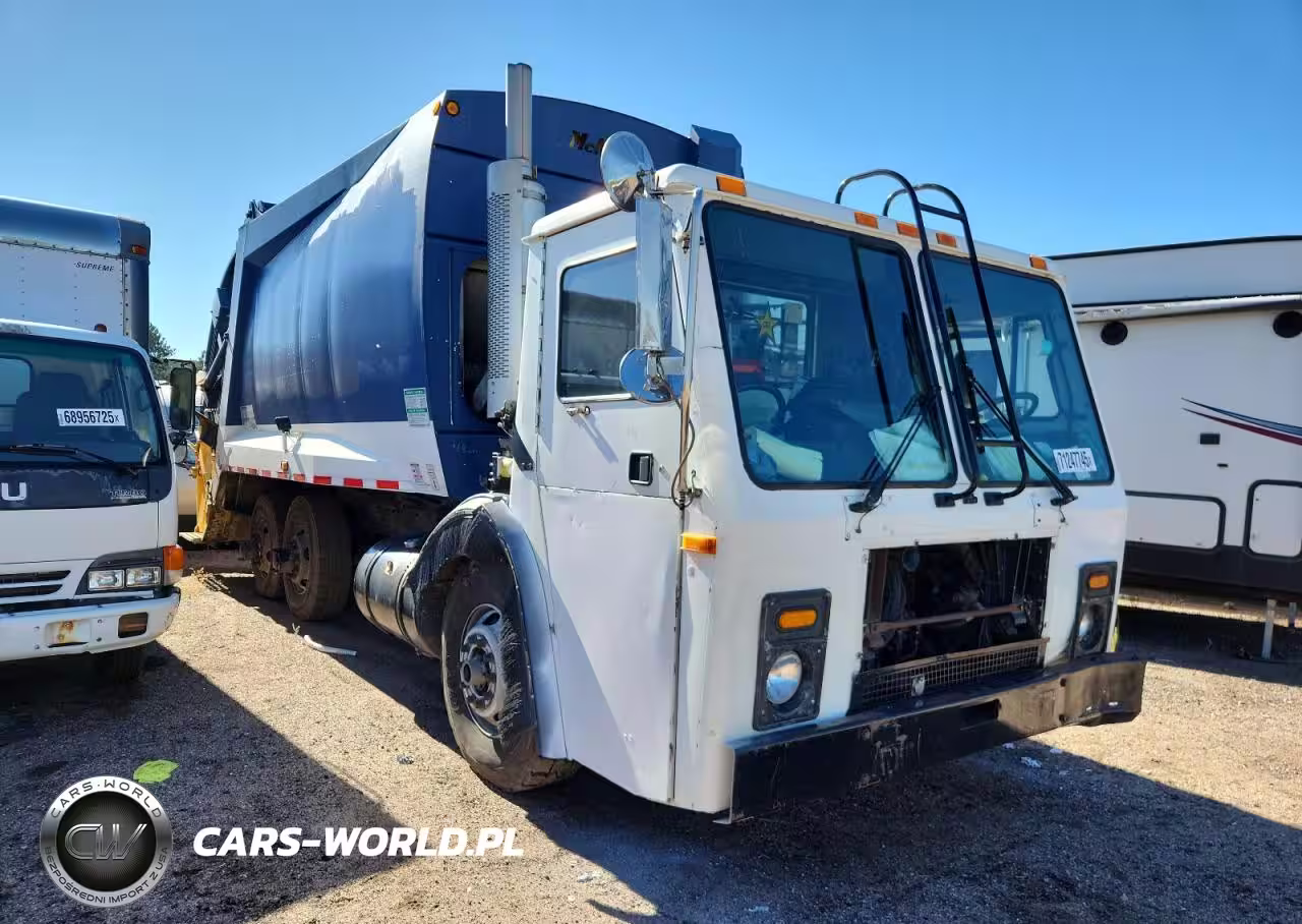 2003 Mack Le600 Refuse Truck
