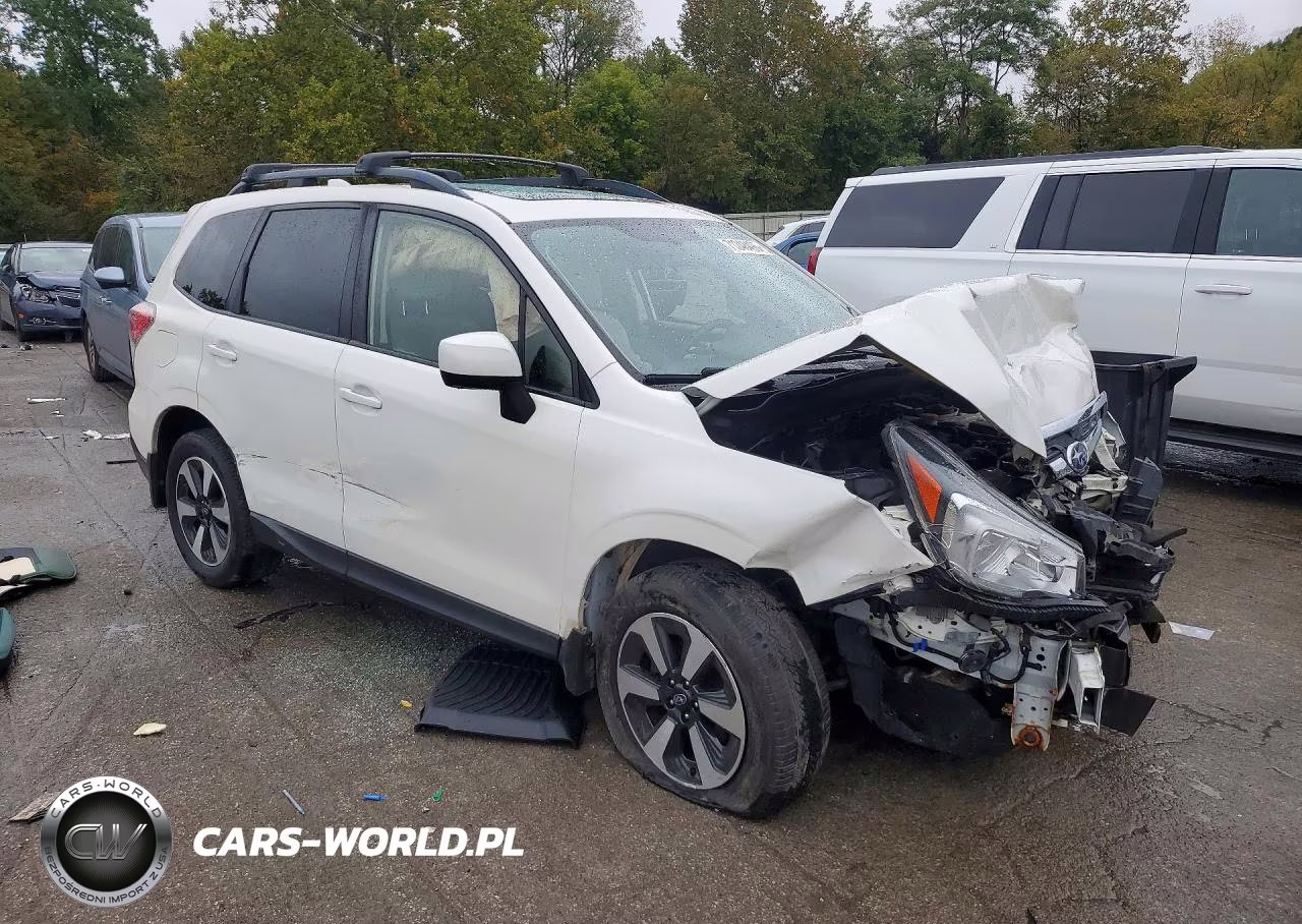 2018 Subaru Forester 2.5I Premium VIN:JF2SJAEC1JH518153 - 4