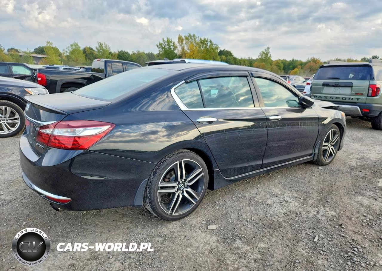 2016 Honda Accord Sport VIN:1HGCR2F58GA228609 - 3