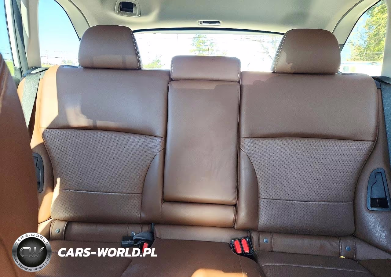 2017 Subaru Outback Touring VIN:4S4BSATC7H3374593 - 10