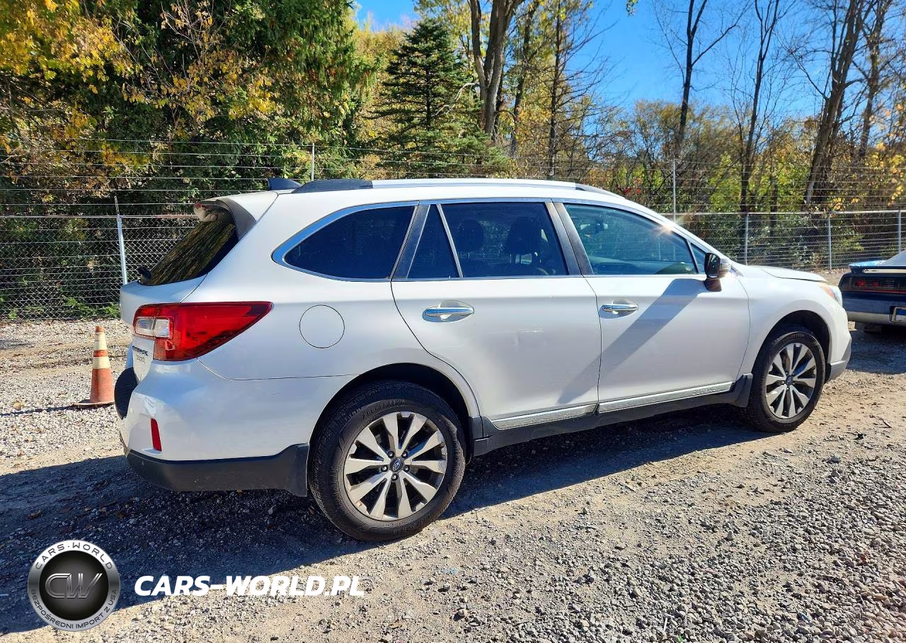 2017 Subaru Outback Touring VIN:4S4BSATC7H3374593 - 3