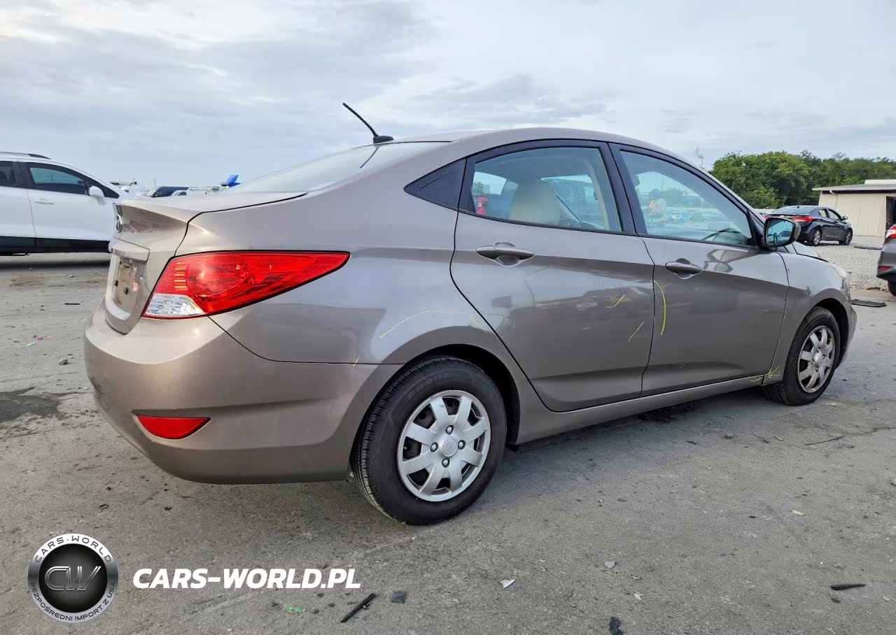 2013 Hyundai Accent VIN:KMHCT4AE1DU441278 - 3