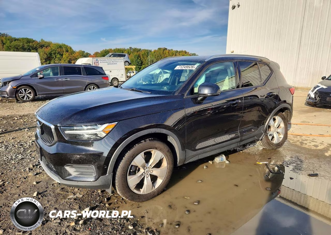 2019 Volvo Xc40 T5 Momentum VIN:YV4162UK2K2127296 - 1