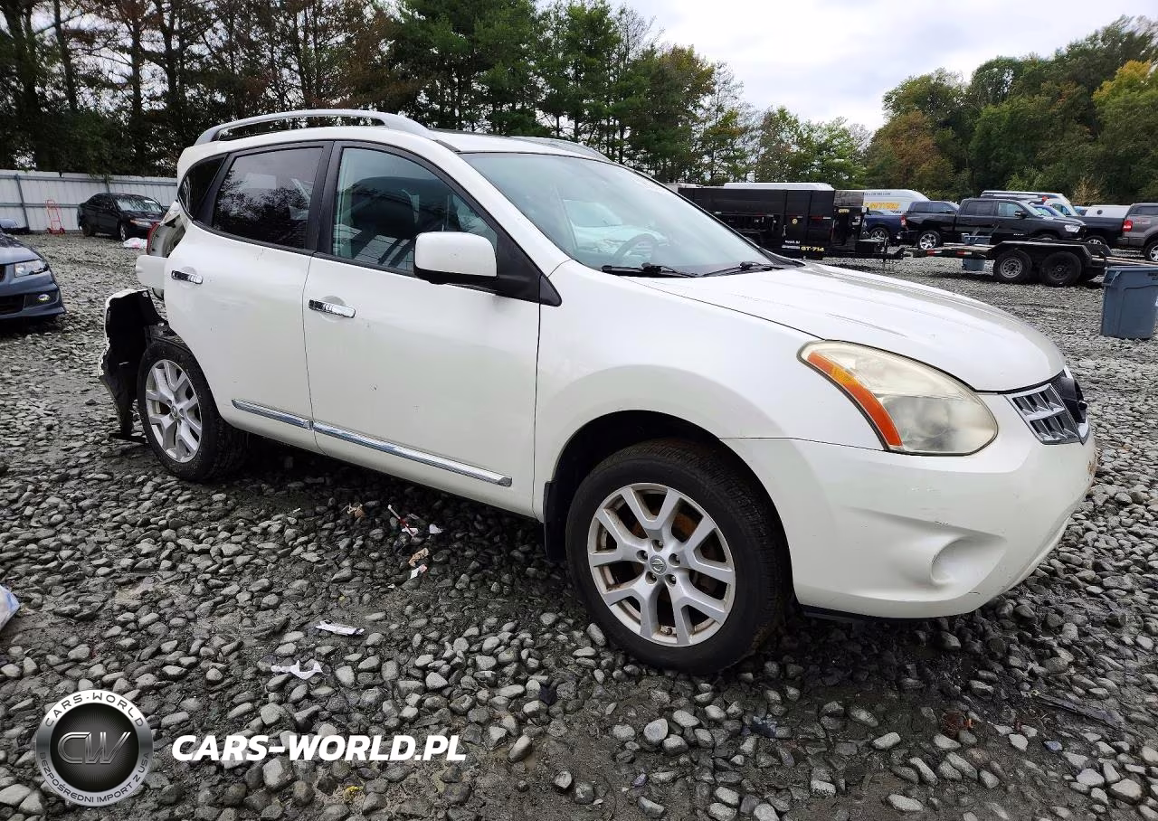 2012 Nissan Rogue S VIN:JN8AS5MV2CW403470 - 4