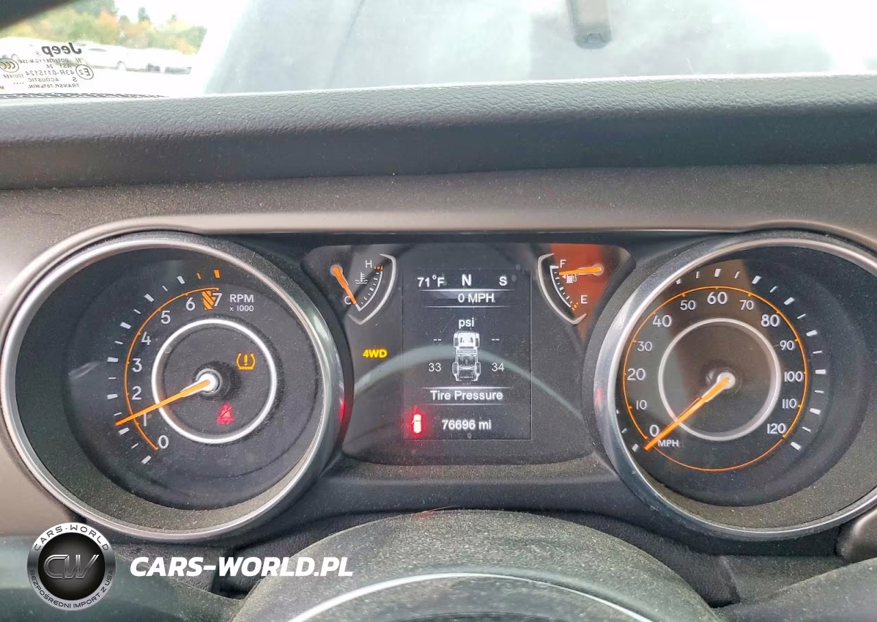 2018 Jeep Wrangler Sport VIN:1C4GJXAG4JW170263 - 9