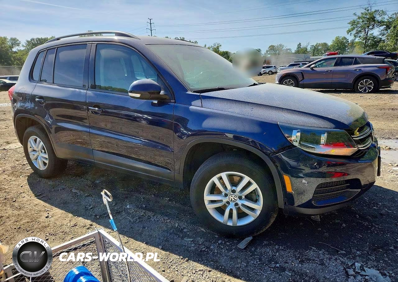 2016 Volkswagen Tiguan S VIN:WVGAV7AX3GW601660 - 4