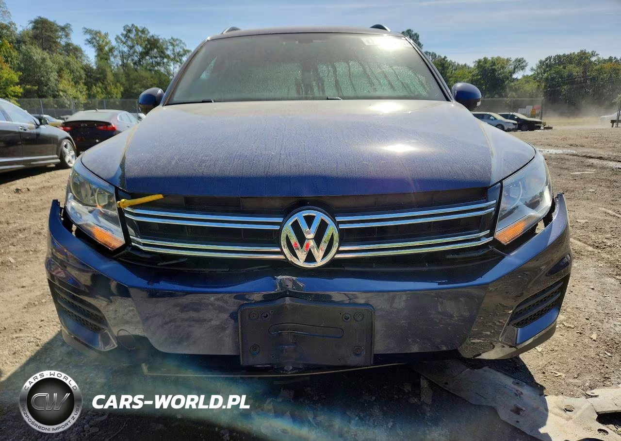2016 Volkswagen Tiguan S VIN:WVGAV7AX3GW601660 - 5