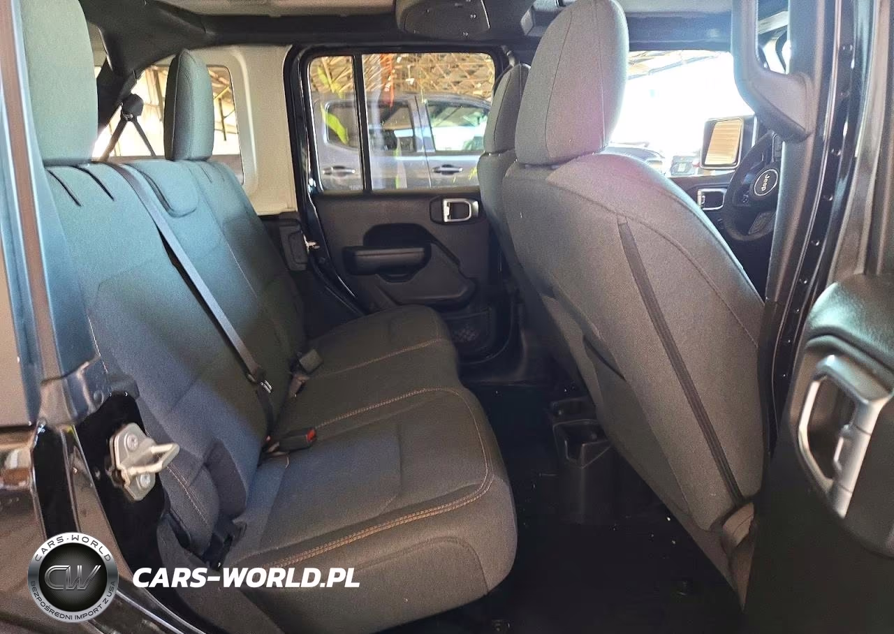 2024 Jeep Wrangler Sport VIN:1C4PJXDN8RW110671 - 10