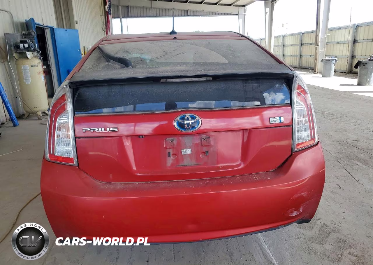2013 Toyota Prius One VIN:JTDKN3DU6D5632602 - 6