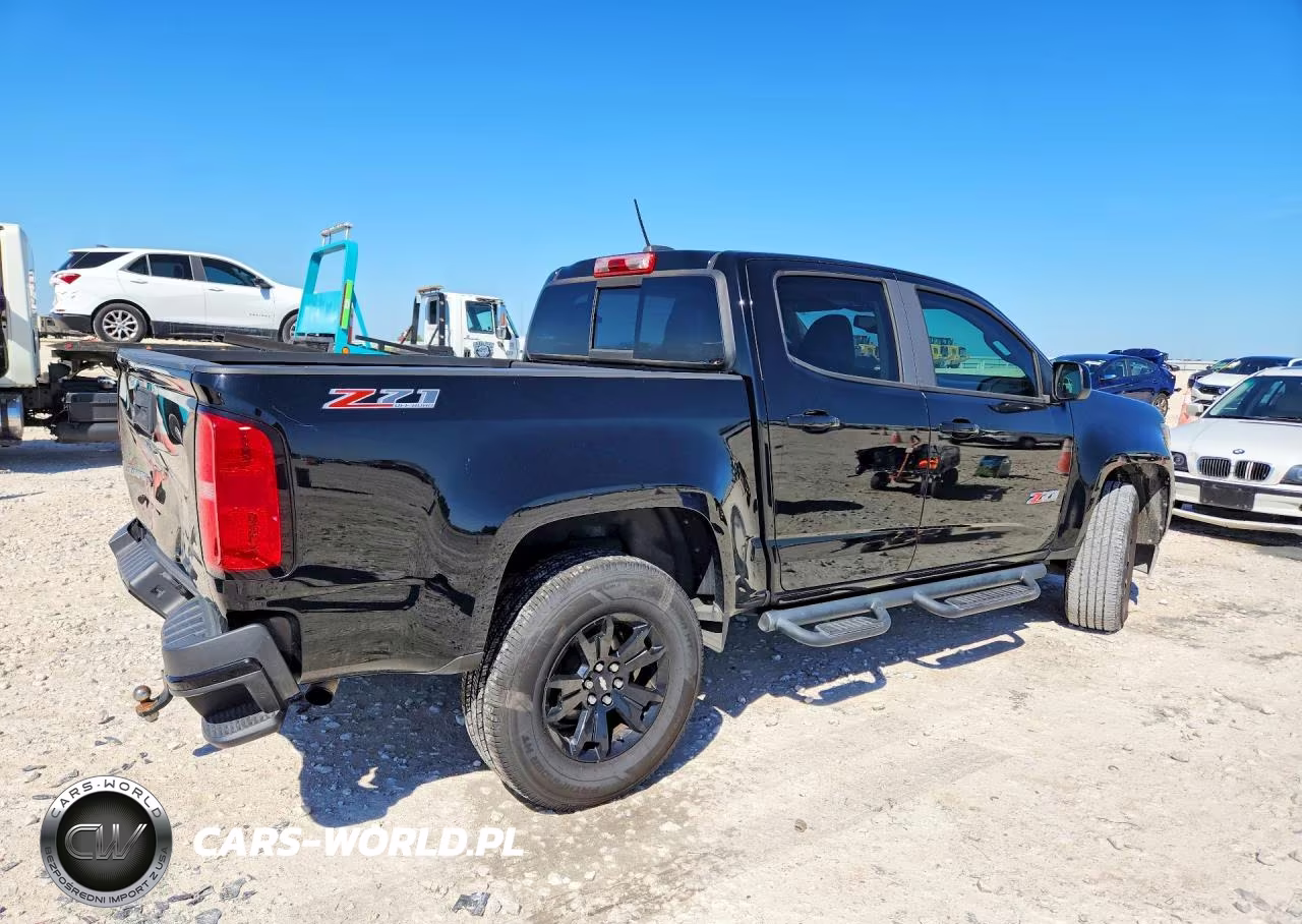 2017 Chevrolet Colorado Z71 VIN:1GCGTDEN8H1228514 - 3