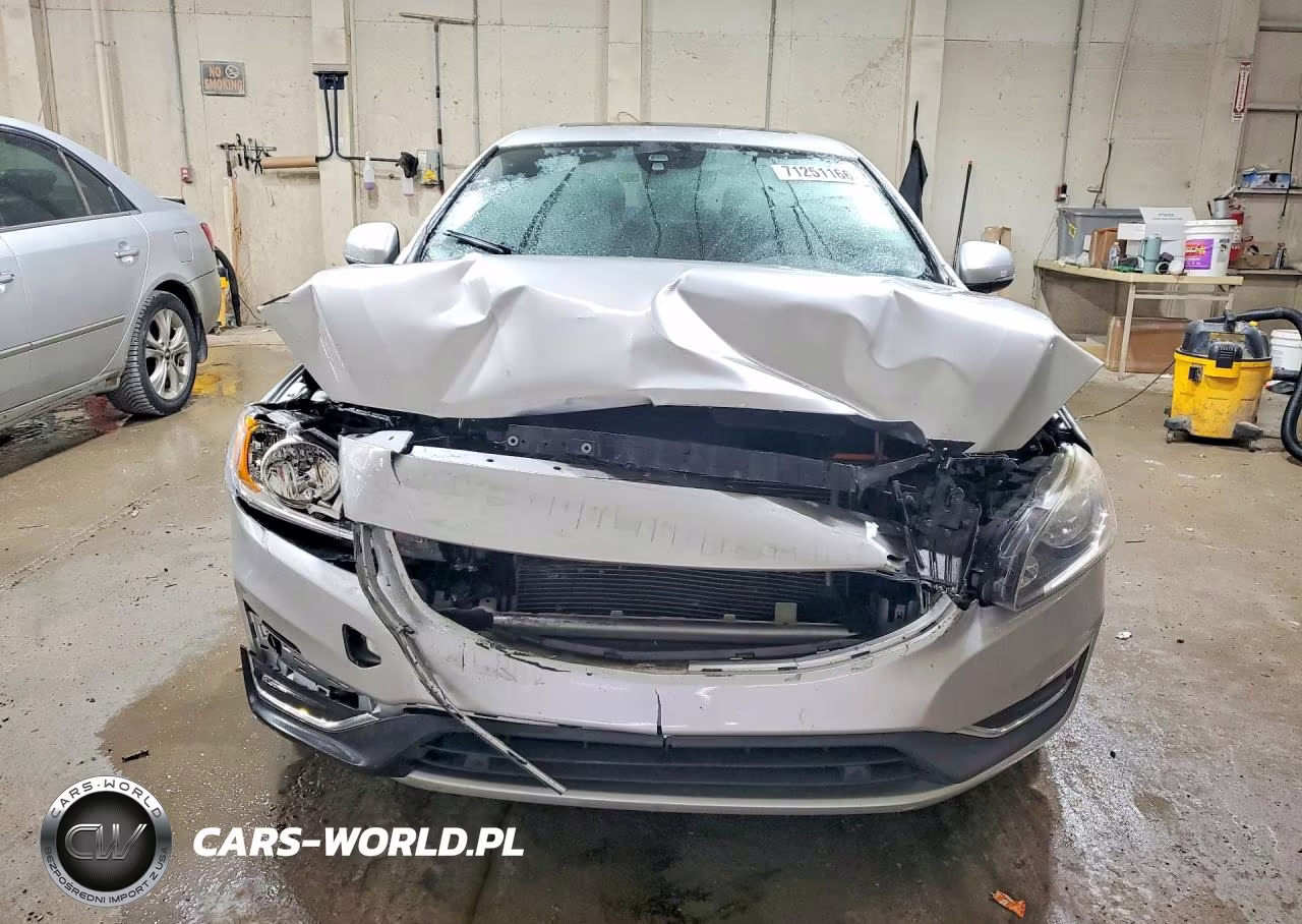 2016 Volvo S60 Premier VIN:YV126MFK9G2405306 - 5