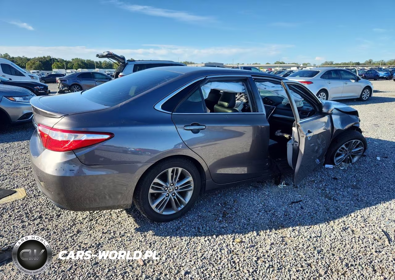 2017 Toyota Camry Se VIN:4T1BF1FK0HU403725 - 3