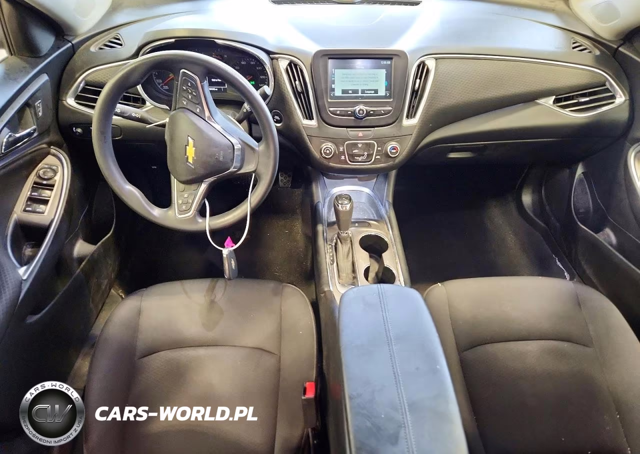 2018 Chevrolet Malibu Lt VIN:1G1ZD5ST9JF150647 - 8