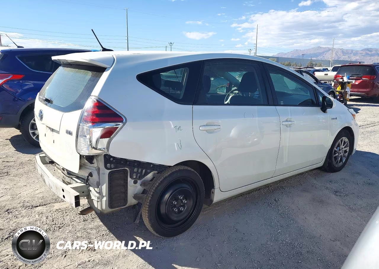 2016 Toyota Prius V Two VIN:JTDZN3EU5GJ055005 - 3