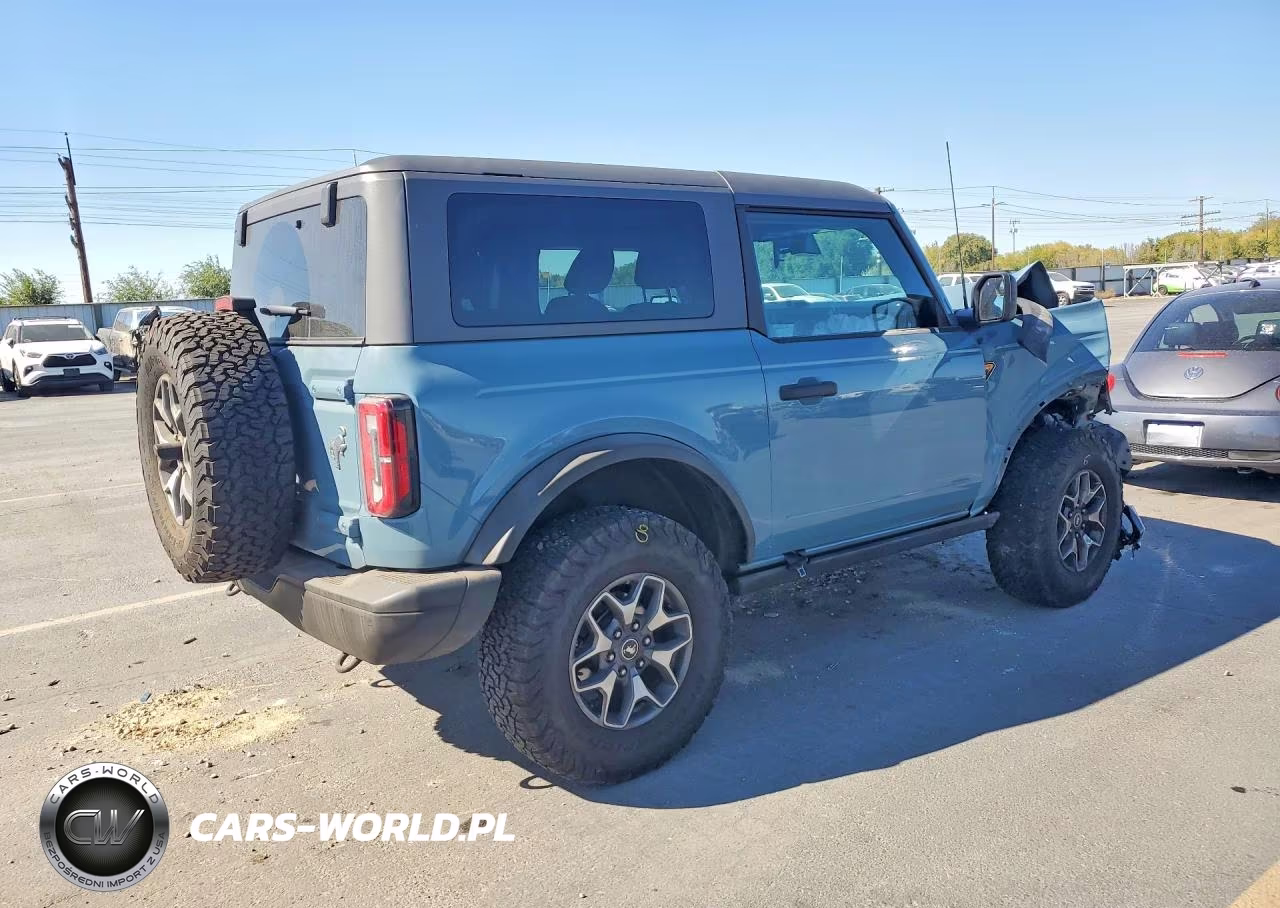 2023 Ford Bronco Base VIN:1FMDE5CP2PLB95659 - 3